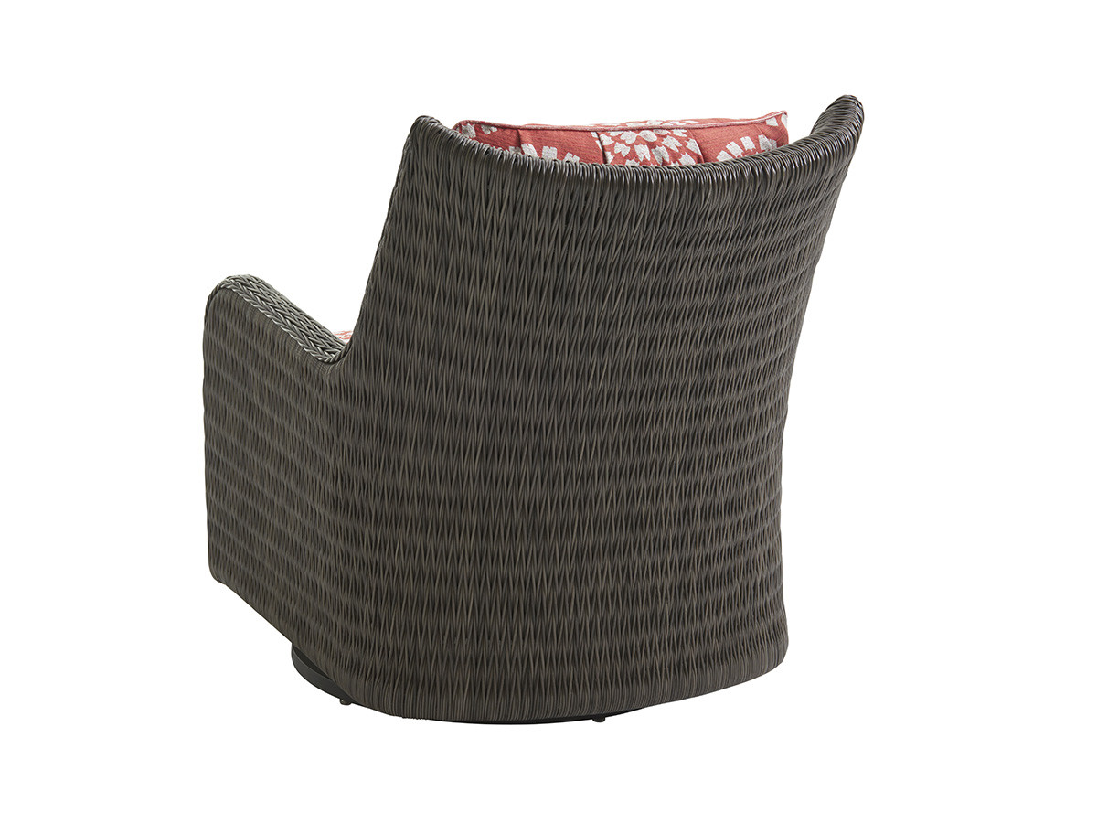 3900_947_back_silo