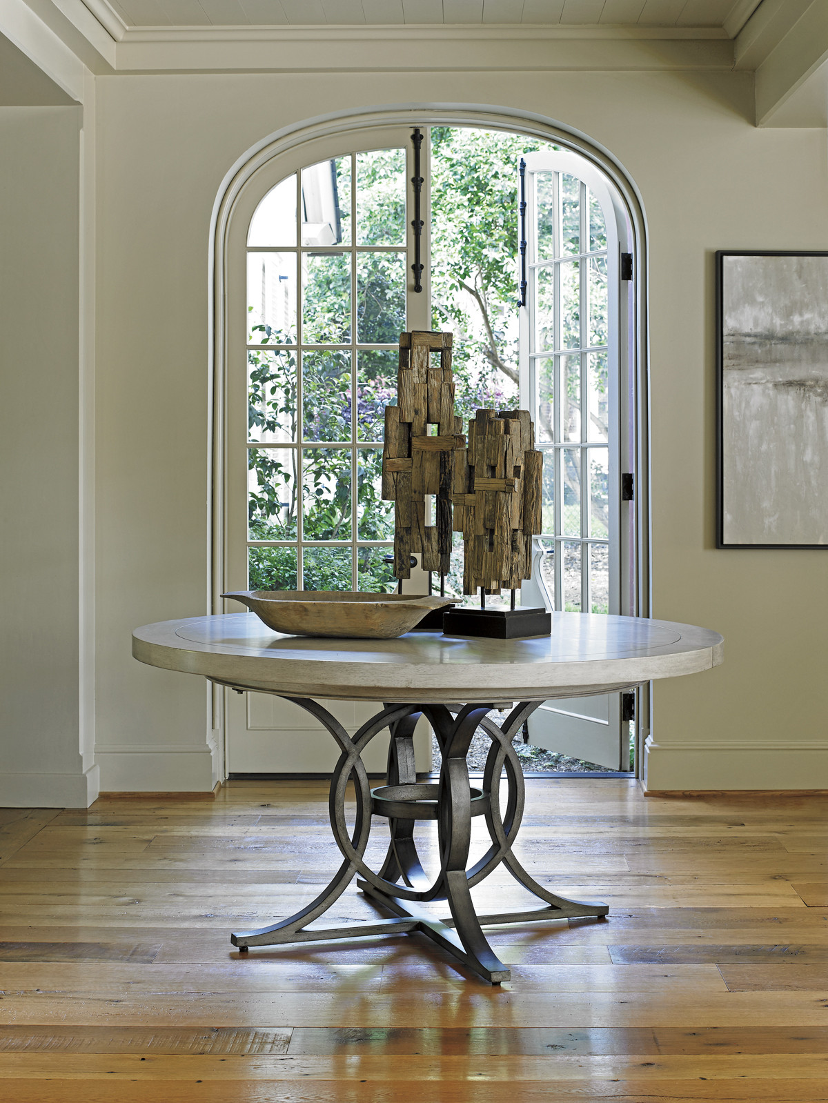 714_875C_Foyer